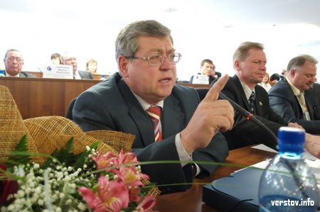 Руководители российских городов, поспорив в зале заседаний, отправились на экскурсию