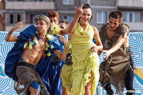 В Магнитогорске прошел фестиваль современной моды и музыки "Половодье" - 2011