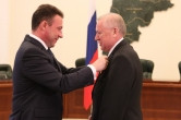 Успешный мэр был! Евгению Тефтелеву вручили медаль ордена «За заслуги перед Отечеством»