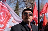 С Первомаем, товарищи! Парад трудящихся объединил металлургов и оппозиционеров