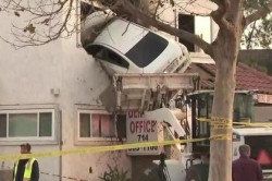 Полный улёт! В США водитель-наркоман врезался во второй этаж стоматологии