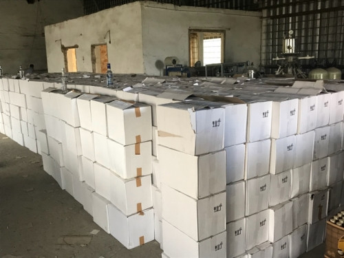 Более пяти тысяч бутылок на одном складе! Полиция изъяла в Магнитке алкоголя на миллион рублей
