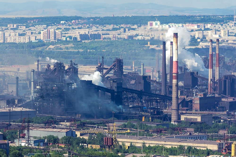 Магнитогорский завод. Домна ММК Магнитогорск. Металлургический комбинат Магнитогорск площадь. Металлургический комбинат в Чхонджин. Металлургический комбинат в Магнитогорске в прошлом.