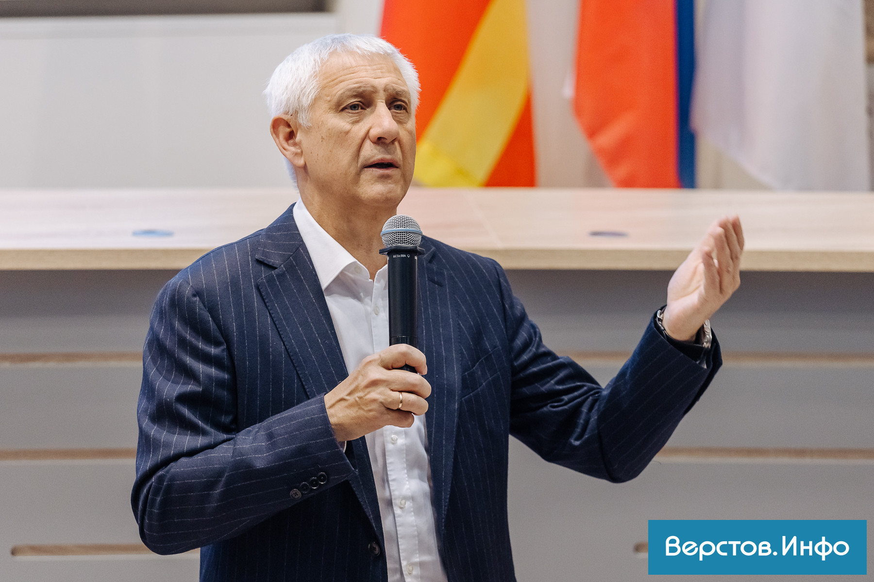 MHD_8092.jpg MHD_8092.jpg