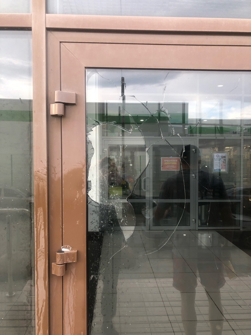 HAgkrZ-Rpxw.jpg HAgkrZ-Rpxw.jpg