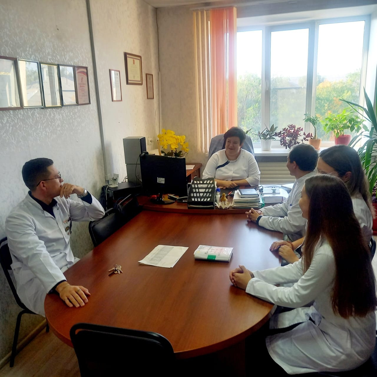 2B-lh3xsEHo.jpg 2B-lh3xsEHo.jpg