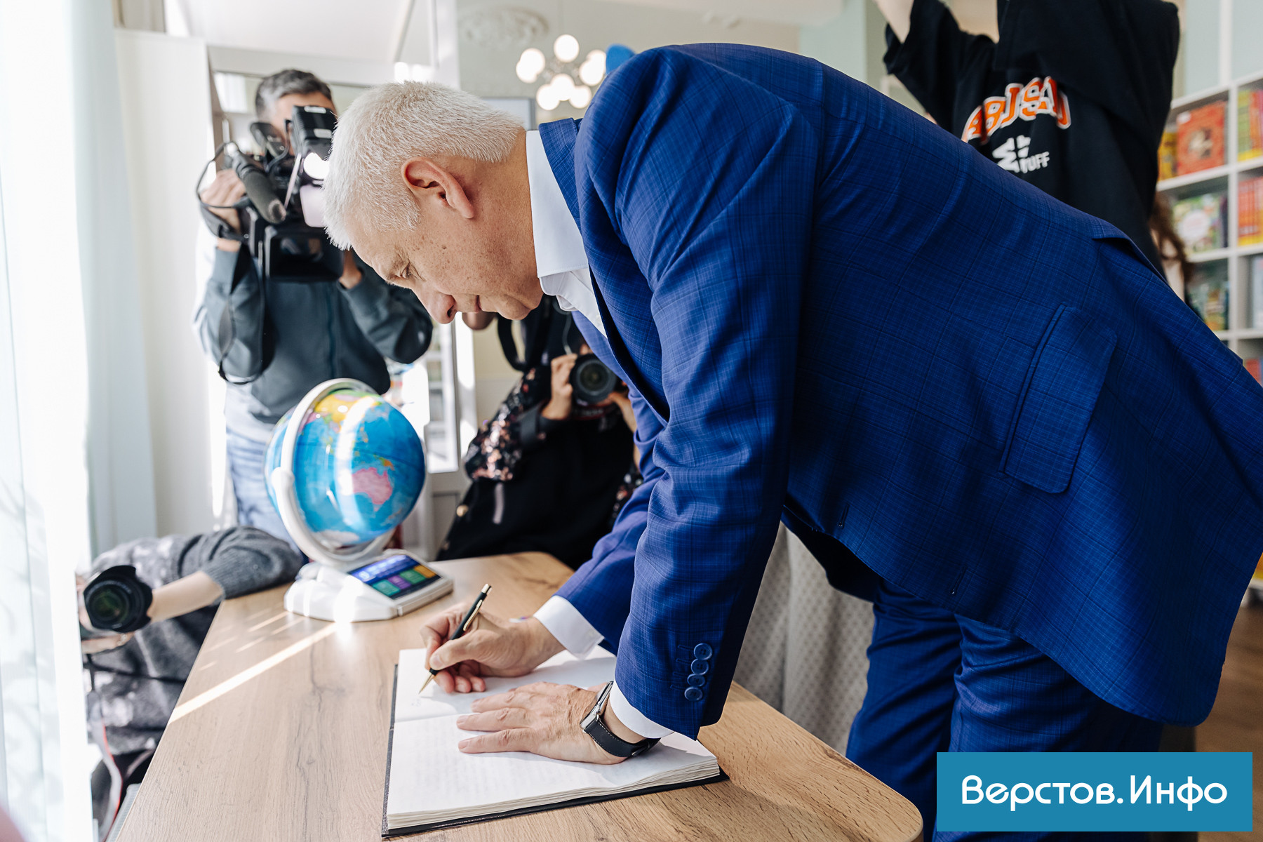 MHD_9858.jpg MHD_9858.jpg