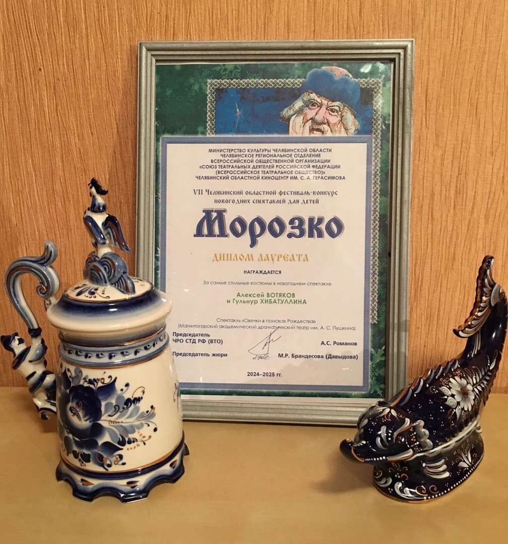 Z2_Biai2FYM.jpg Z2_Biai2FYM.jpg