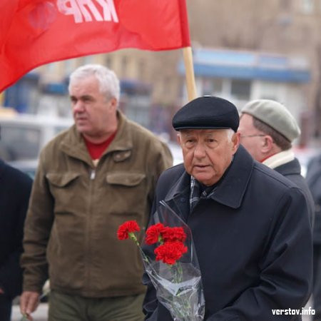 Коммунисты предлагают учиться у Ильича