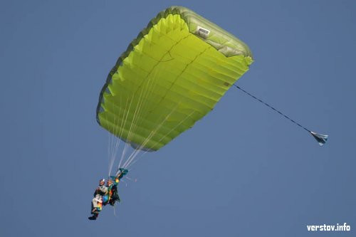 Дмитрий Прокофьев прыгнул с парашютом (+фото)