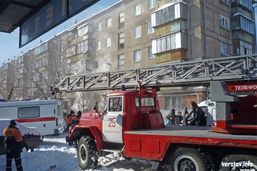 Пожар в подвале жилого дома на проспекте Карла Маркса