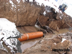 По вине «Южуралавтобана» «Водоканал» потерял четыре тысячи кубометров воды