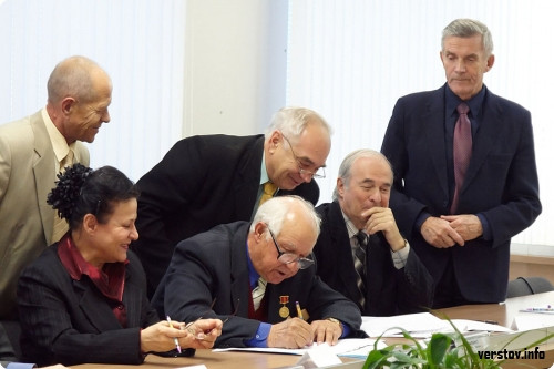 Магнитогорские ветераны пишут письмо Евгению Тефтелеву