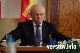 Противостояние депутатов и председателя закончилось добровольной отставкой Анатолия Блюма