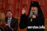 Православие в магнитогорских школах: владыка Феофан пользуется iPad-ом, а отец Федор забывает Указы Президента