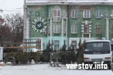 К таджикской ёлочке подставка в подарок! «Верстов.Инфо» приценился к главному атрибуту Нового года