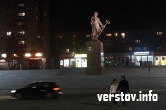 Вышли из тени. У монумента «Тыл-Фронту» и памятника «Сталевар» появилась эффектная подсветка