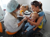 60 маленьких пациентов. Магнитогорская «поликлиника на колесах» проверила здоровье агаповских детей