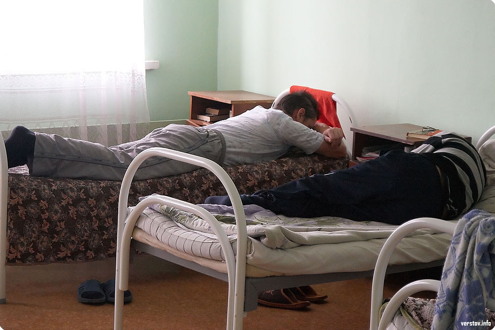 Детское отделение диспансера. Заречное Уссурийск психиатрическая больница. Бурашево психиатрическая больница палаты. Психоневрологическая больница посёлок Заречный. Психиатрическая больница в Махачкале.