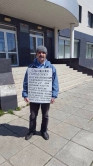 Три дня под дверями прокуратуры. Предприниматель из Магнитки объявил сухую голодовку в центре города
