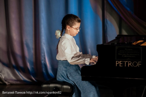 Так держать, Алена! Юная пианистка из «Камертона» взяла гран-при международного конкурса в Италии