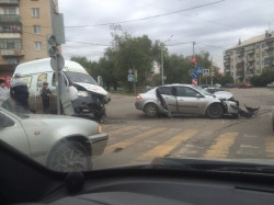 13-й маршрут. На пересечении улиц Суворова и Гагарина произошло серьезное ДТП