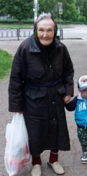 Приглядитесь к пенсионерам. В Магнитогорске четвертый день ищут пожилую женщину 