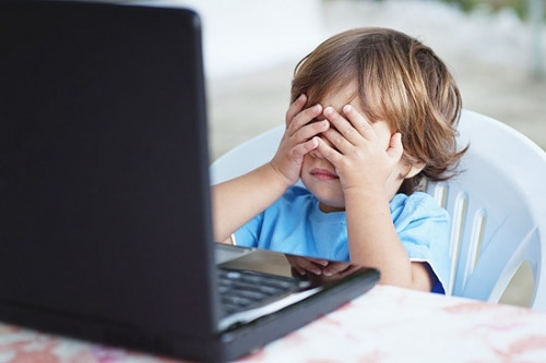 Дети в Интернете. Как оградить ребенка от «зависания» в Сети?