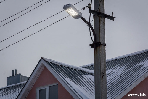 Поселок новых фонарей. В Прибрежном массово заменили уличные светильники