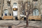 «Аллея любви» в  сквере Димитрова. Рядом с ЗАГСом «выросло» металлическое «Дерево»