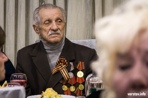 «Бум на память». В Магнитогорске поздравили ветеранов Великой Отечественной войны
