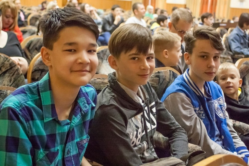 Все по-взрослому. В Магнитогорске прошел масштабный IT-форум «GEEK КIDS»