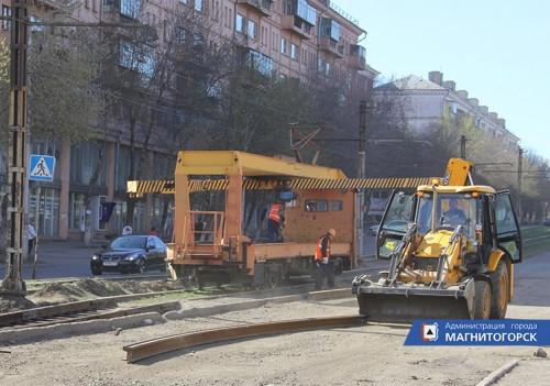 На левом берегу большой ремонт! На перекрестке Пушкина-Маяковского меняют трамвайные пути