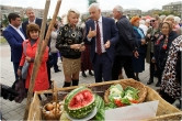 «Дары осени». Садоводы показали свои достижения, а депутат Госдумы рассказал, как ходит за продуктами в московские магазины