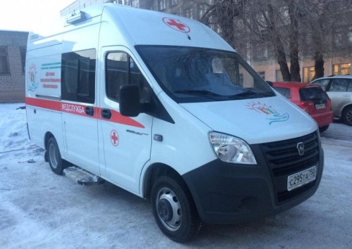 Подарок к юбилею. Детская больница Магнитогорска получила машину для паллиативной службы