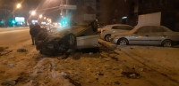 «Пьяное» ДТП морозной ночью. Водитель не справился с управлением на проспекте Ленина