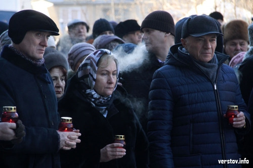 Девять дней. В Магнитогорске сегодня вспомнили жертв трагедии, произошедшей 31 декабря