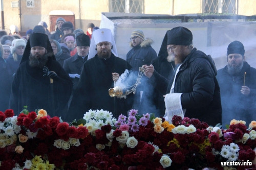 Девять дней. В Магнитогорске сегодня вспомнили жертв трагедии, произошедшей 31 декабря