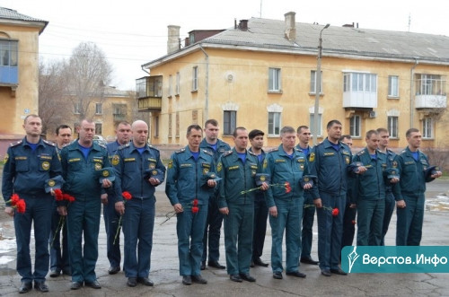 День памяти. Пожарные возложили венки на могилы погибших коллег