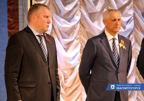 «Люди помнят о войне». Ветеранов Магнитогорска поздравили первые лица города