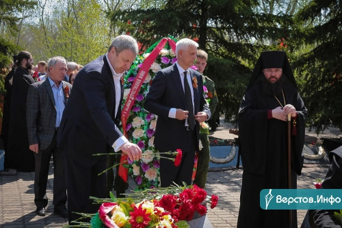 Вечная память! В День Победы первые лица города побывали на Левобережном кладбище