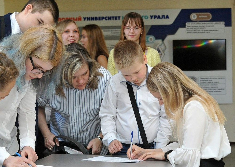 Верстов учатся ли школьники сегодня. Путь к успеху МГТУ. МГТУ им Носова студенты. Путь к успеху олимпиада МГТУ. Олимпиада путь к успеху Магнитогорск.