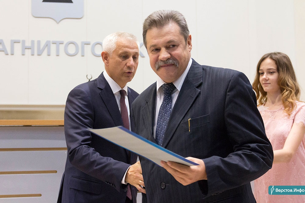 Учатся сегодня верстов инфо в магнитогорске. Наставнюк Магнитогорск. Наставнюк Антон Валентинович Магнитогорск. Верстов Магнитогорск. Симонова Елена Николаевна Магнитогорск.