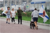 Раз в год Магнитогорск становится морским городом. Сегодня свой праздник отмечают военные моряки