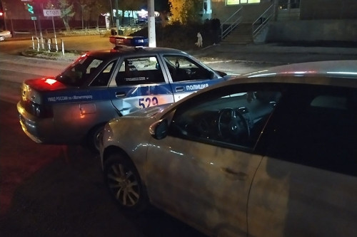Неудачно перестроился. В ГИБДД прокомментировали вчерашнее ДТП с участием патрульной машины Неудачно перестроился. В ГИБДД прокомментировали вчерашнее ДТП с участием патрульной машины