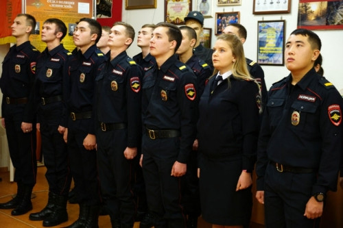 Продолжатели традиций. 48 молодых полицейских Магнитогорска приняли присягу