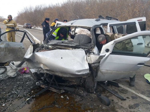 Четверо погибли, трое в больнице. В Минздраве рассказали о пострадавших в аварии под Магнитогорском