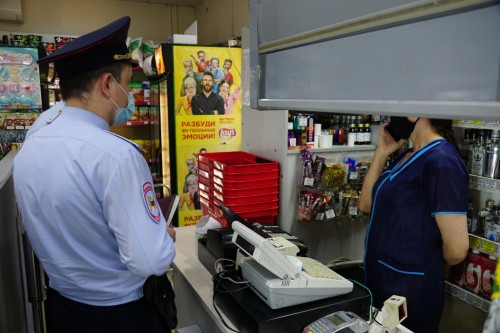 В поисках нарушений продажи алкоголя. Магнитогорская полиция проверила более 220 торговых точек
