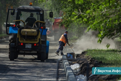 Без трещин и волн. На улице Бориса Ручьёва в рамках нацпроекта БКАД завершают дорожный ремонт