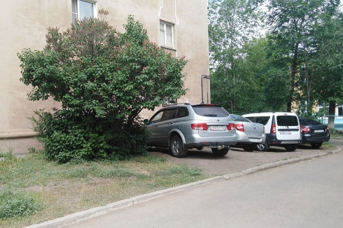 До пяти тысяч рублей. За несанкционированную парковку магнитогорцы ответили штрафом